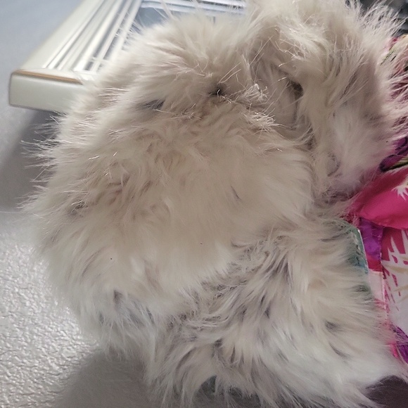 Collection XIIX Cream Fuzzy Hat - Picture 6 of 8